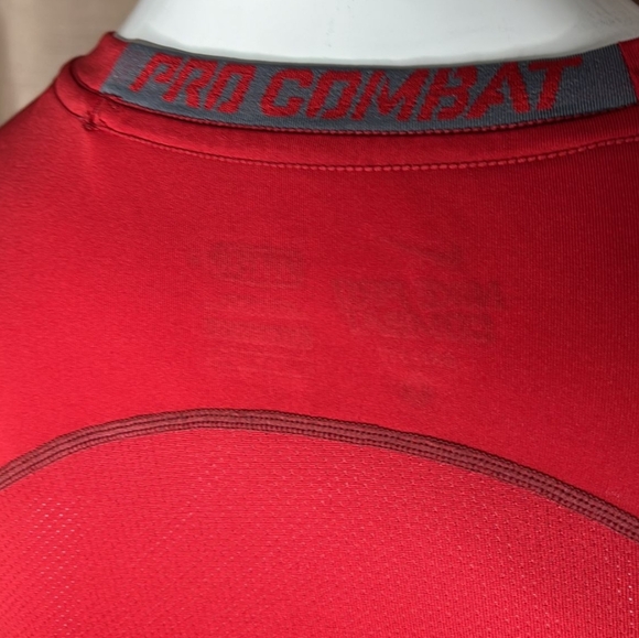 Nike Pro Combat Men's Fitted Long Sleeve Workout Shirt - Size: Small - Red - Picture 2 of 11